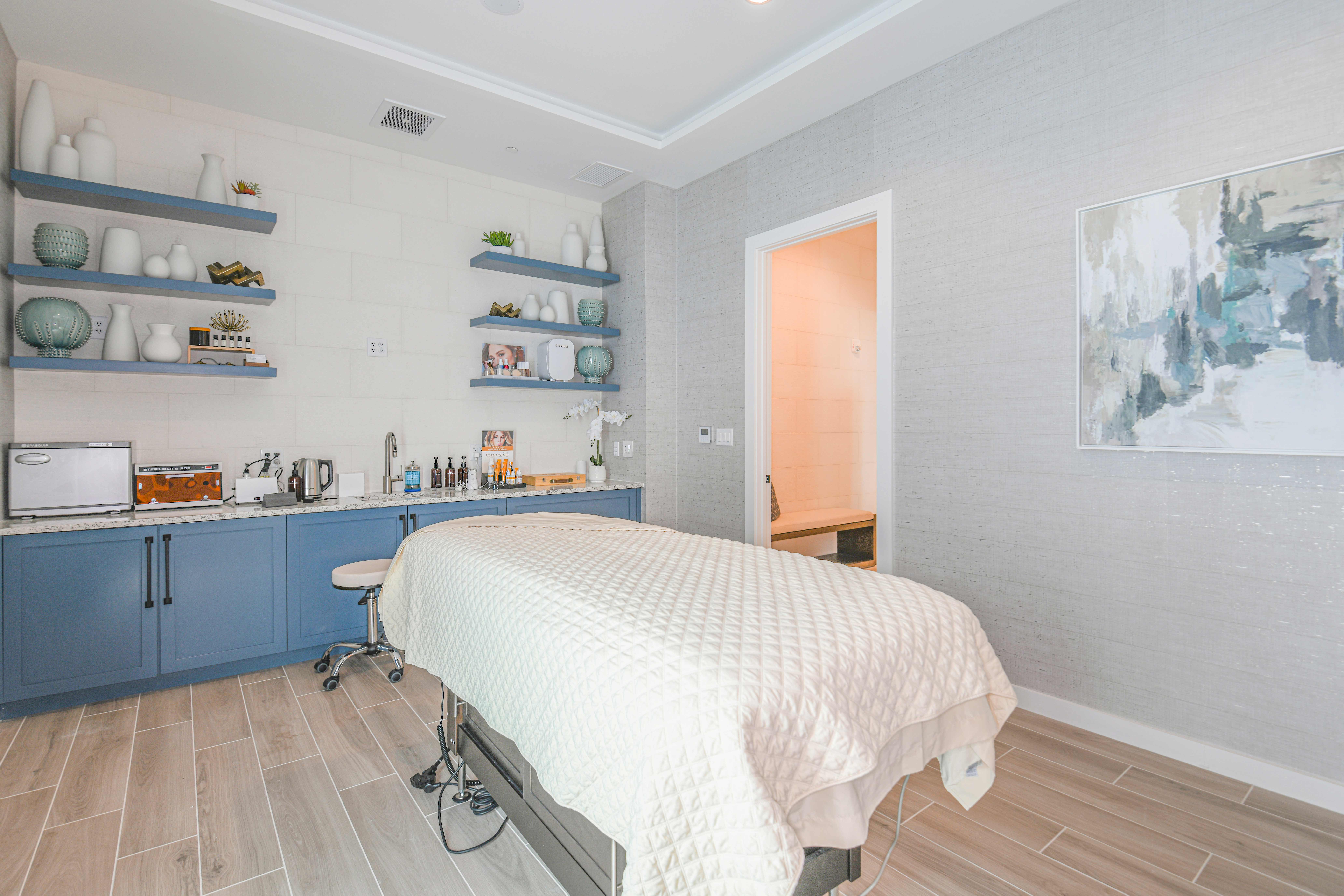 Esplanade at Lake Club Treatment Room 3574-1200x675-spa
